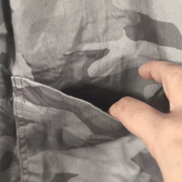 Democracy Camouflage Green Gray Cotton Spandx jacket Size Large Nwtg - Picture 5 of 8